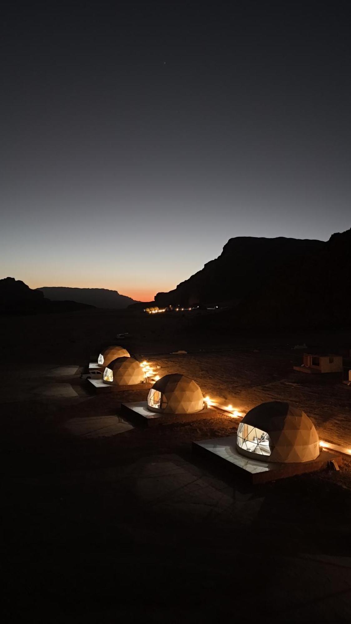 Rum Crystal Luxury Camp Wadi Rum Exteriör bild