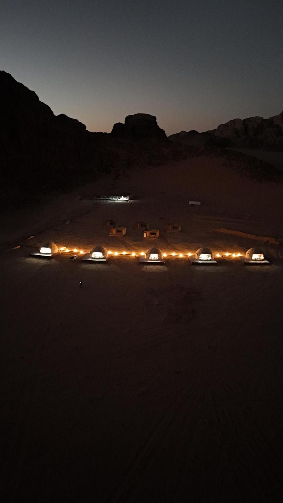 Rum Crystal Luxury Camp Wadi Rum Exteriör bild